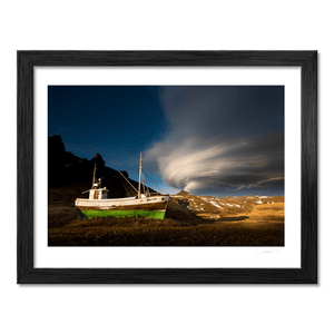 abandoned-fishing-boat-lenticular-clouds-iceland BF