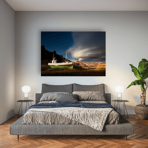 abandoned-fishing-boat-lenticular-clouds-iceland Pano