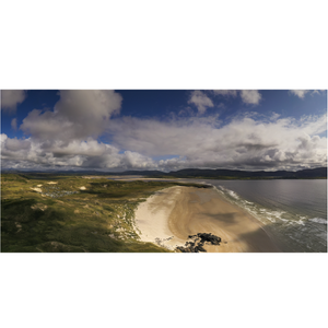 beach-goers-tramore-beach-kiltoorish-donegal PM
