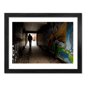 belfast-alleyway-silhouette-street-mural BF