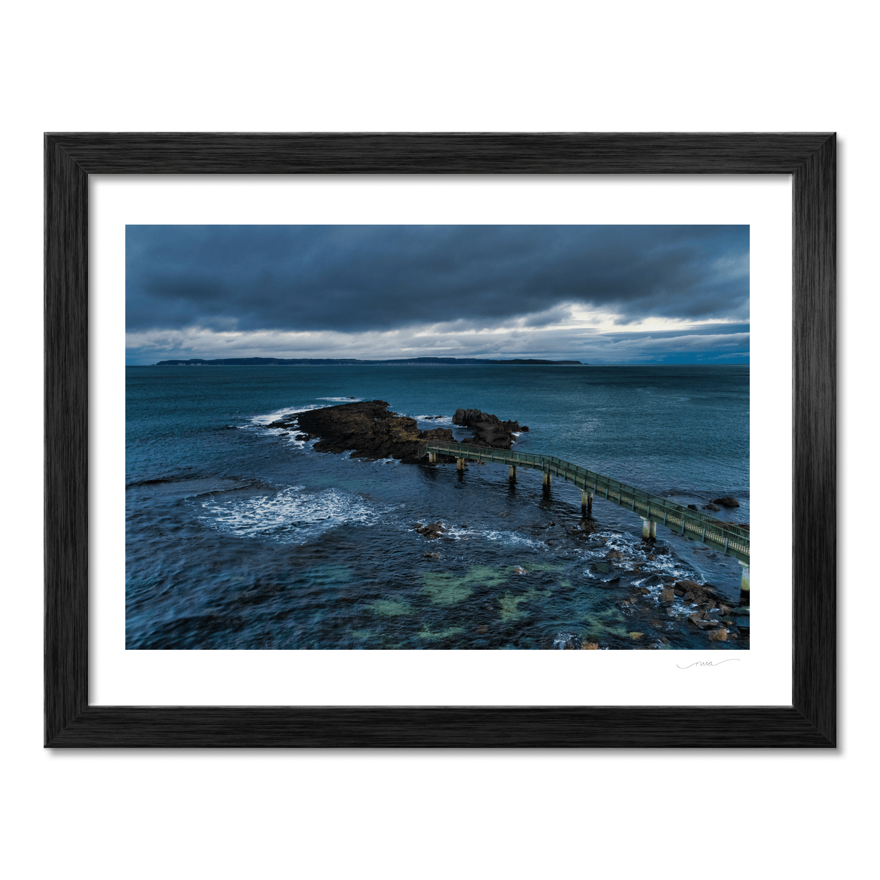 carrick-a-rede-rope-bridge-stormy-skies PM