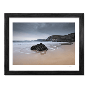 coumeenoole-beach-rock-stormy-skies BF