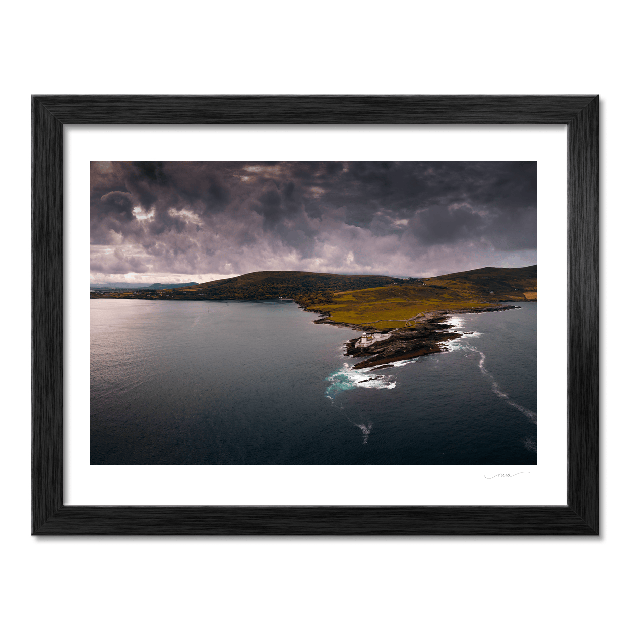 cromwell-point-lighthouse-stormy-skies-valentia PM