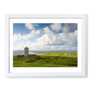 doonagore-castle-atlantic-coast-green-fields WF