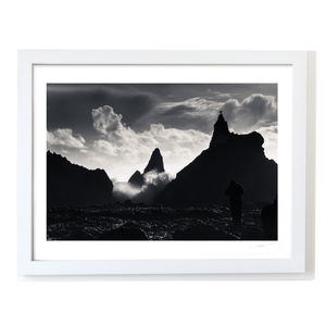dramatic-sea-stacks-crashing-waves-silhouette WF