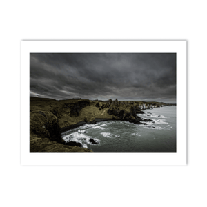 dunluce-castle-dramatic-stormy-skies-coastline PM