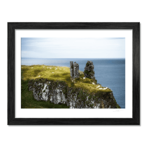 dunseverick-castle-ruins-sheep-grazing-cliffs BF