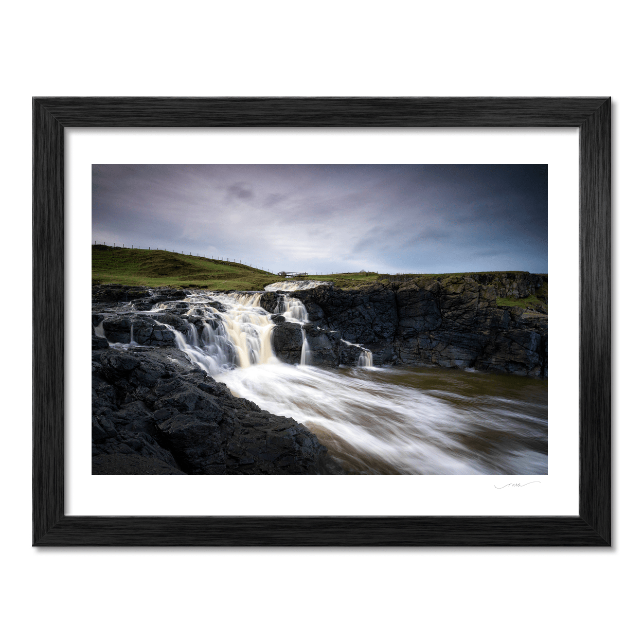 dunseverick-waterfall-flowing-into-sea PM