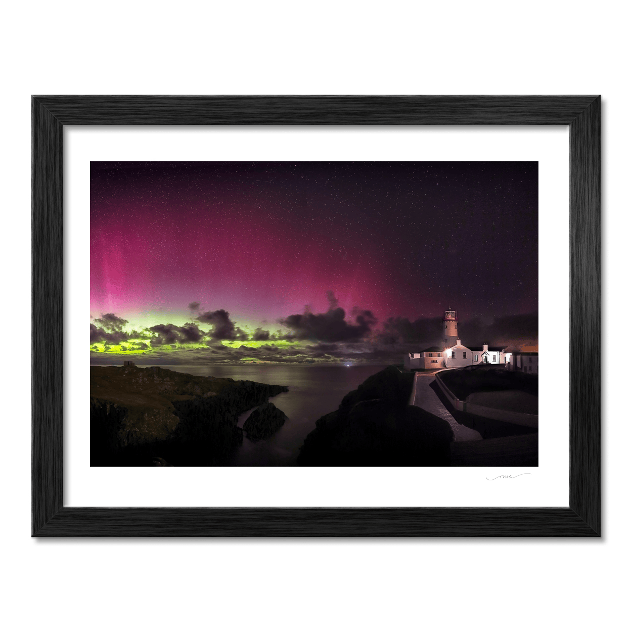 fanad-head-lighthouse-aurora-borealis-night PM