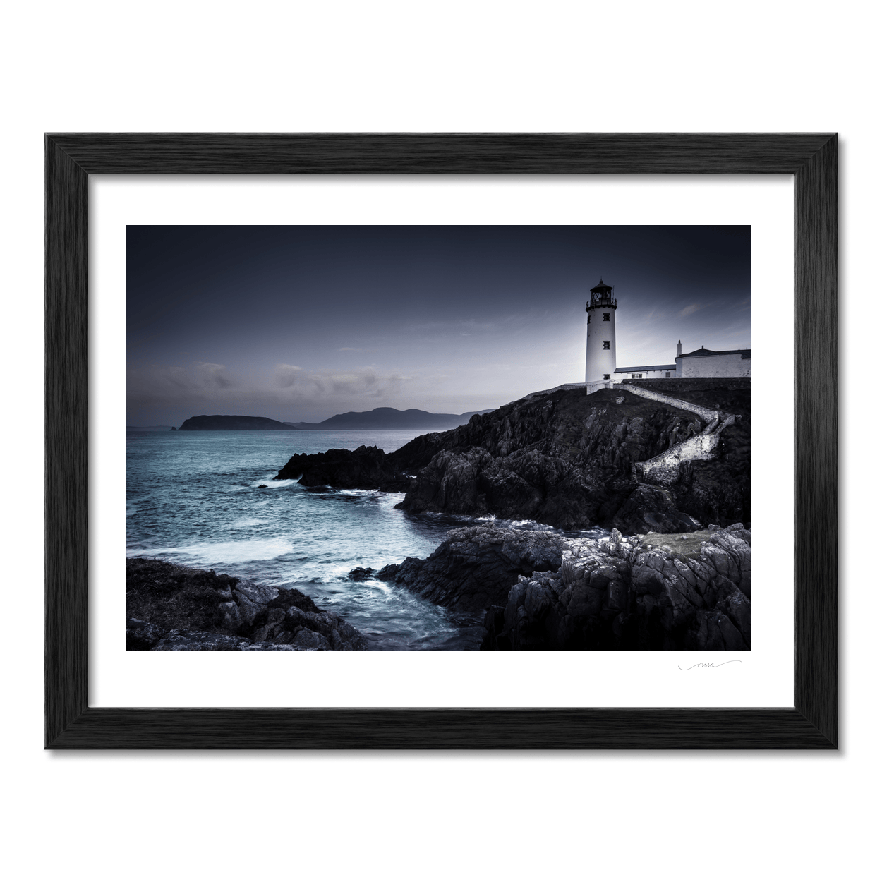 fanad-head-lighthouse-dramatic-coastline PM
