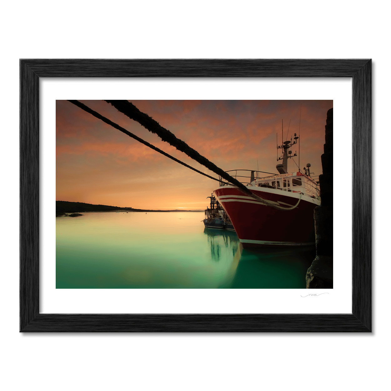 fishing-boat-harbour-sunset-calm-waters PM