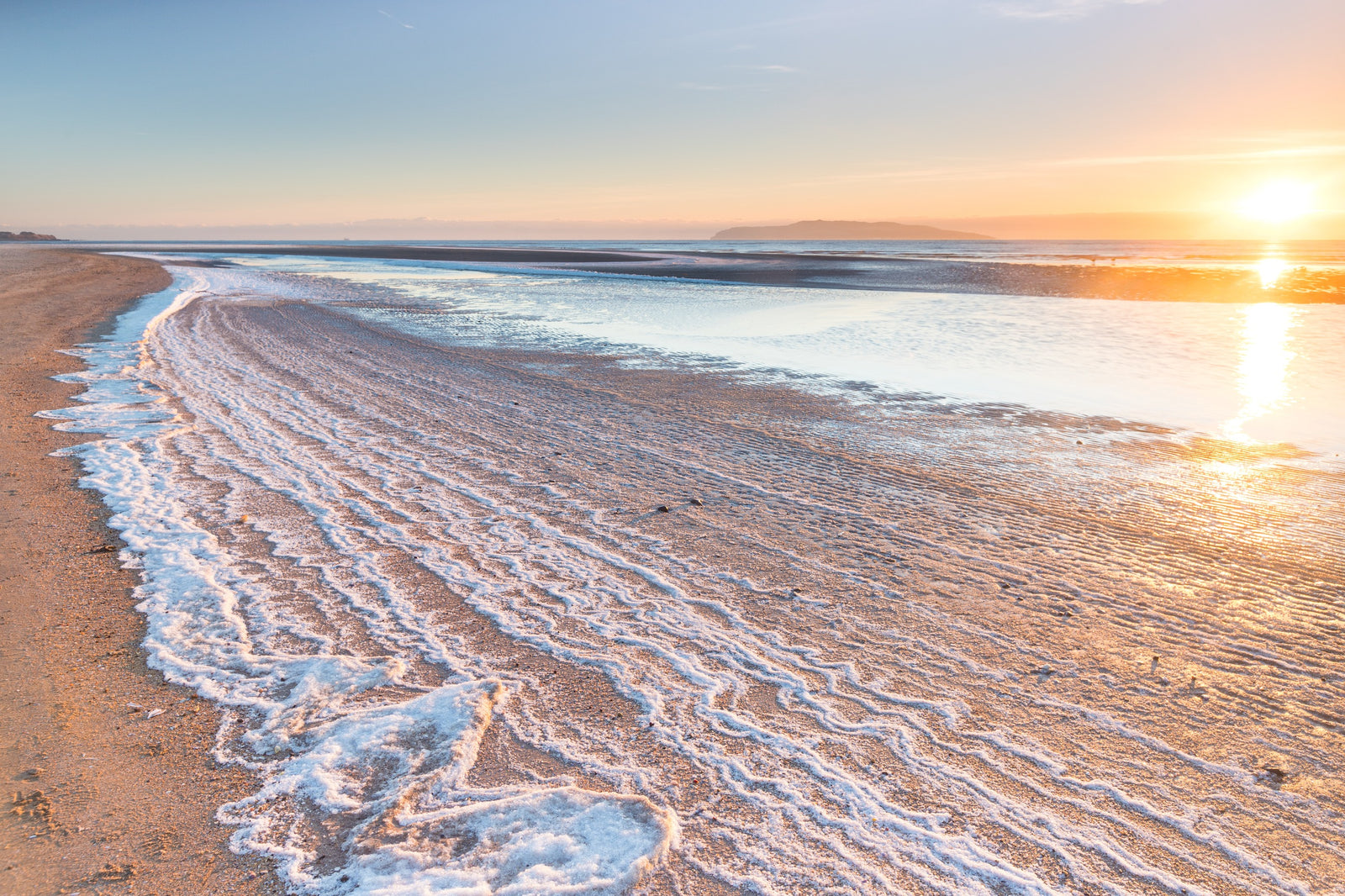 Frosty Sourch Beach, limited 16 x 12 inch Nua Photography print