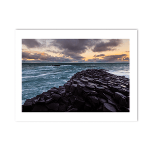 giants-causeway-basalt-columns-sunset PM