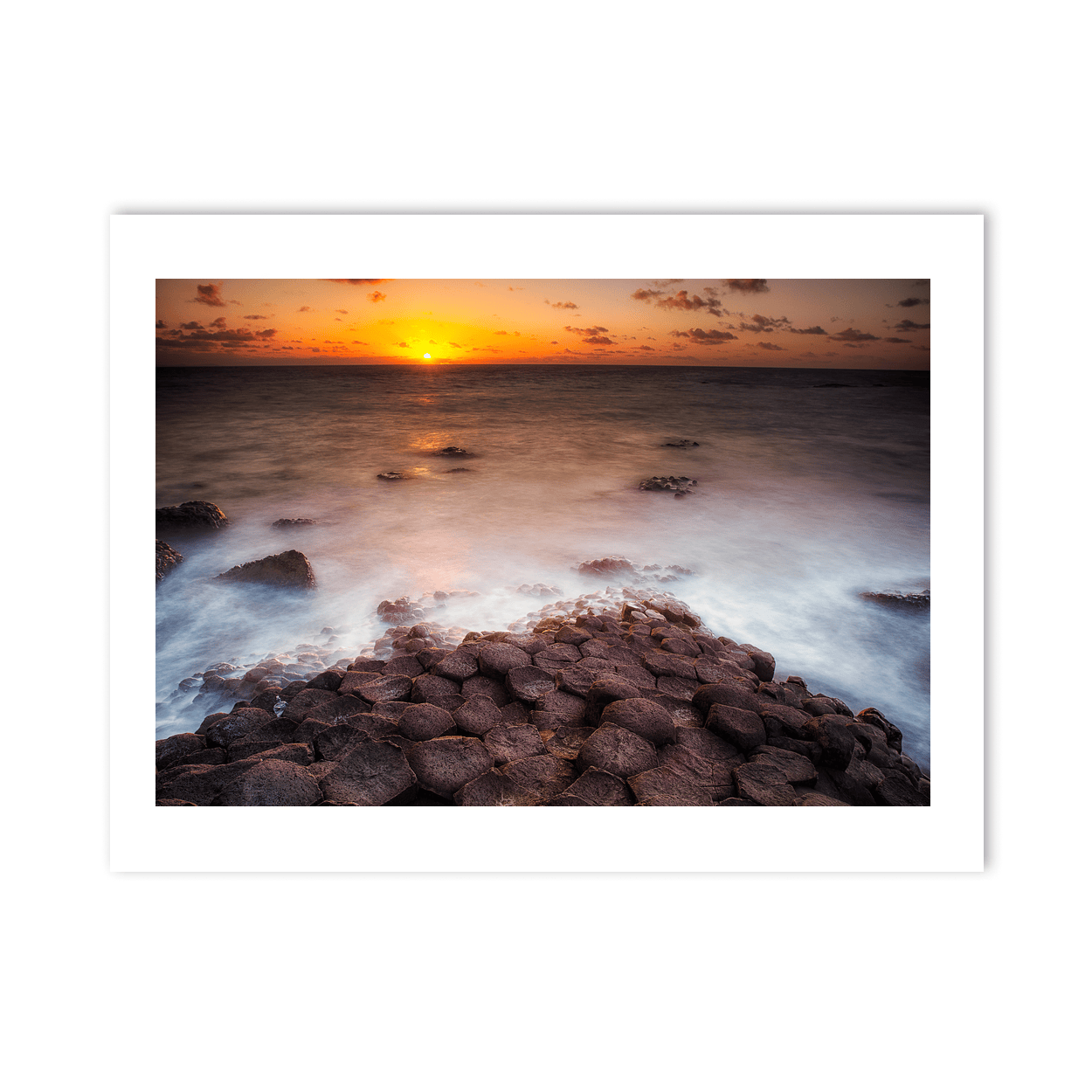 giants-causeway-sunset-hexagonal-basalt-columns PM