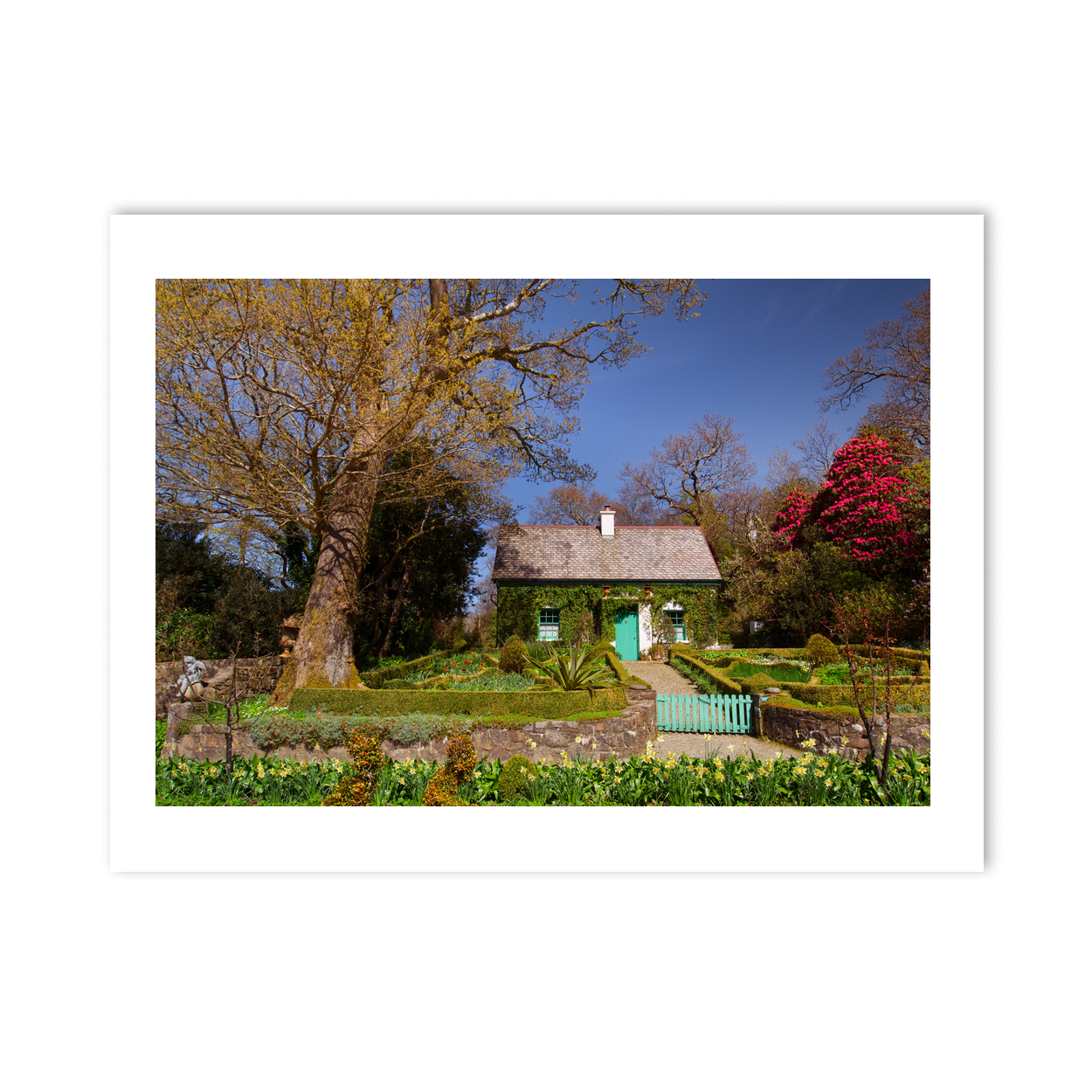 glenveagh-castle-gardens-cottage-donegal PM