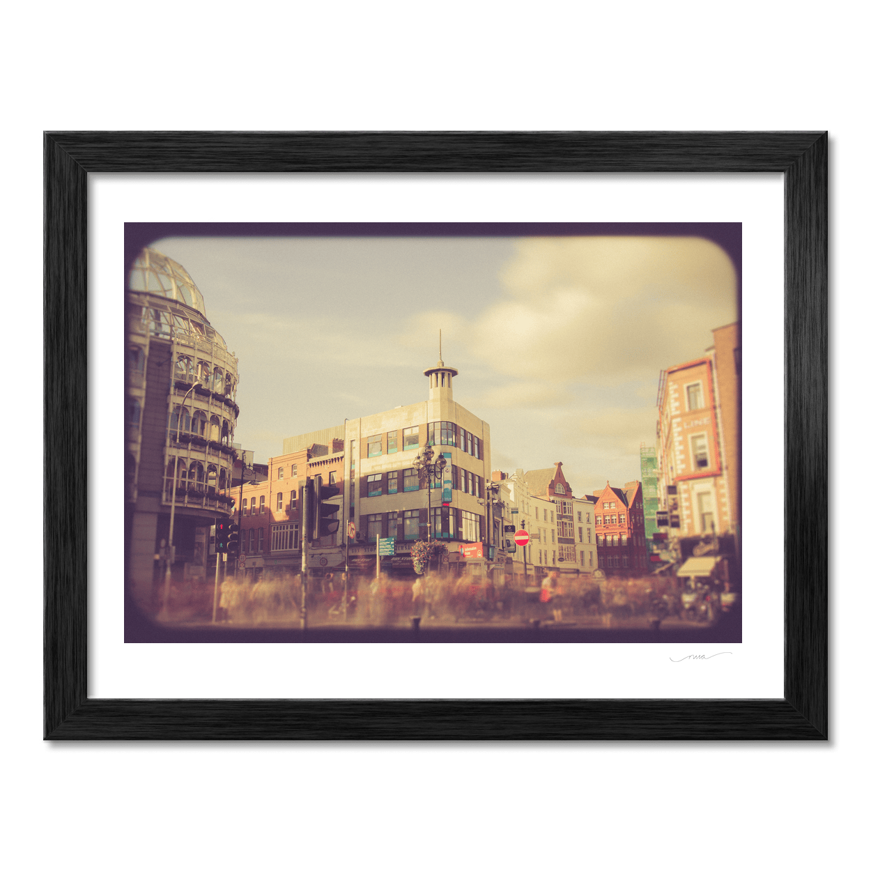 grafton-street-long-exposure-city-life PM