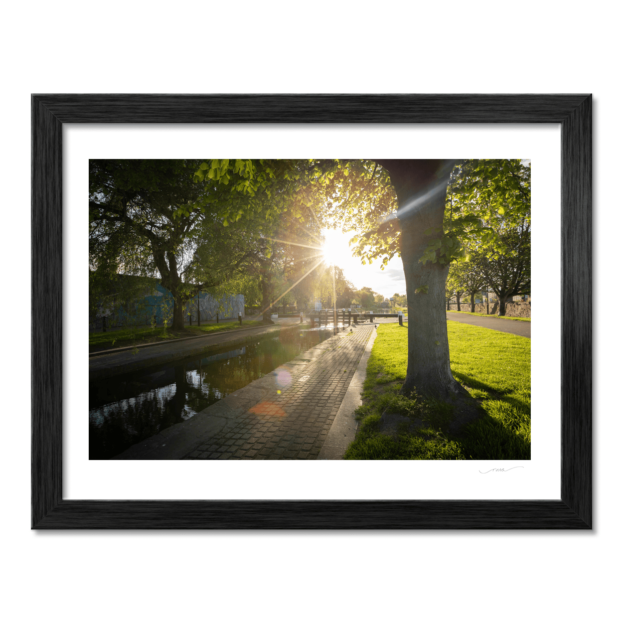 grand-canal-lock-golden-sunburst-summer PM