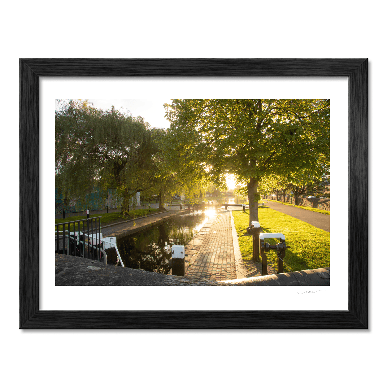 grand-canal-lock-golden-sunset-summer PM