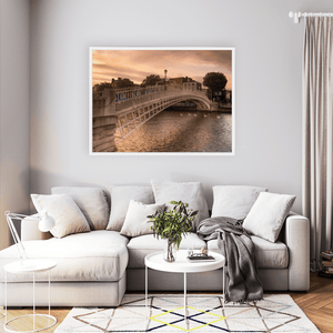 hapenny-bridge-sunset-swans-river-liffey WFW