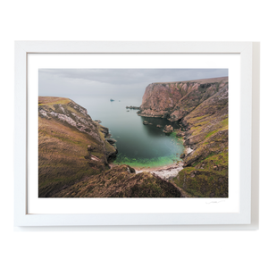 hidden-cove-turquoise-waters-cliffs WF