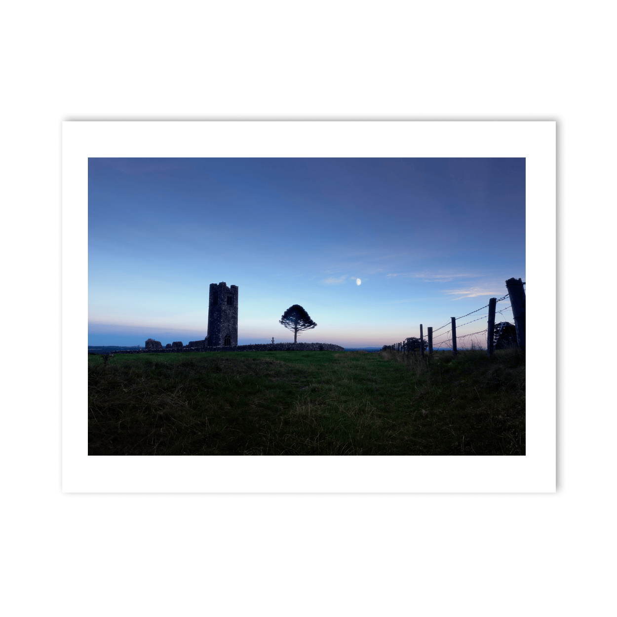 hill-of-slane-ruins-twilight-moon PM