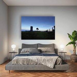 hill-of-slane-ruins-twilight-moon Pano