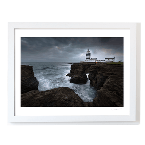 hook-head-lighthouse-stormy-seas-rocky-cliffs WF