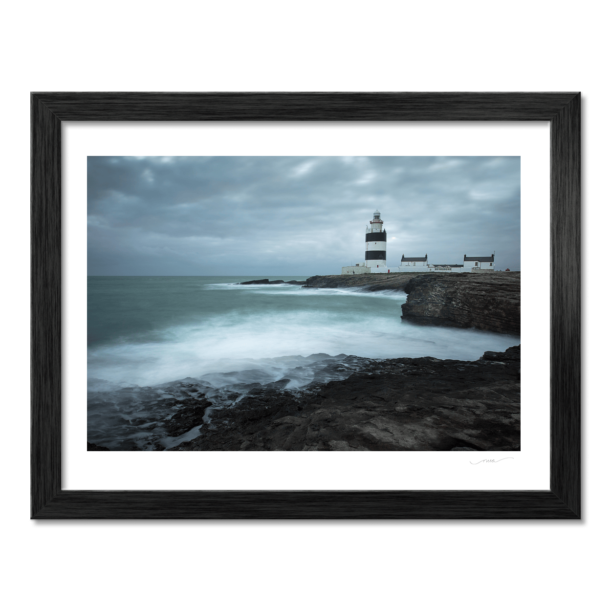 hook-lighthouse-stormy-seas-long-exposure PM
