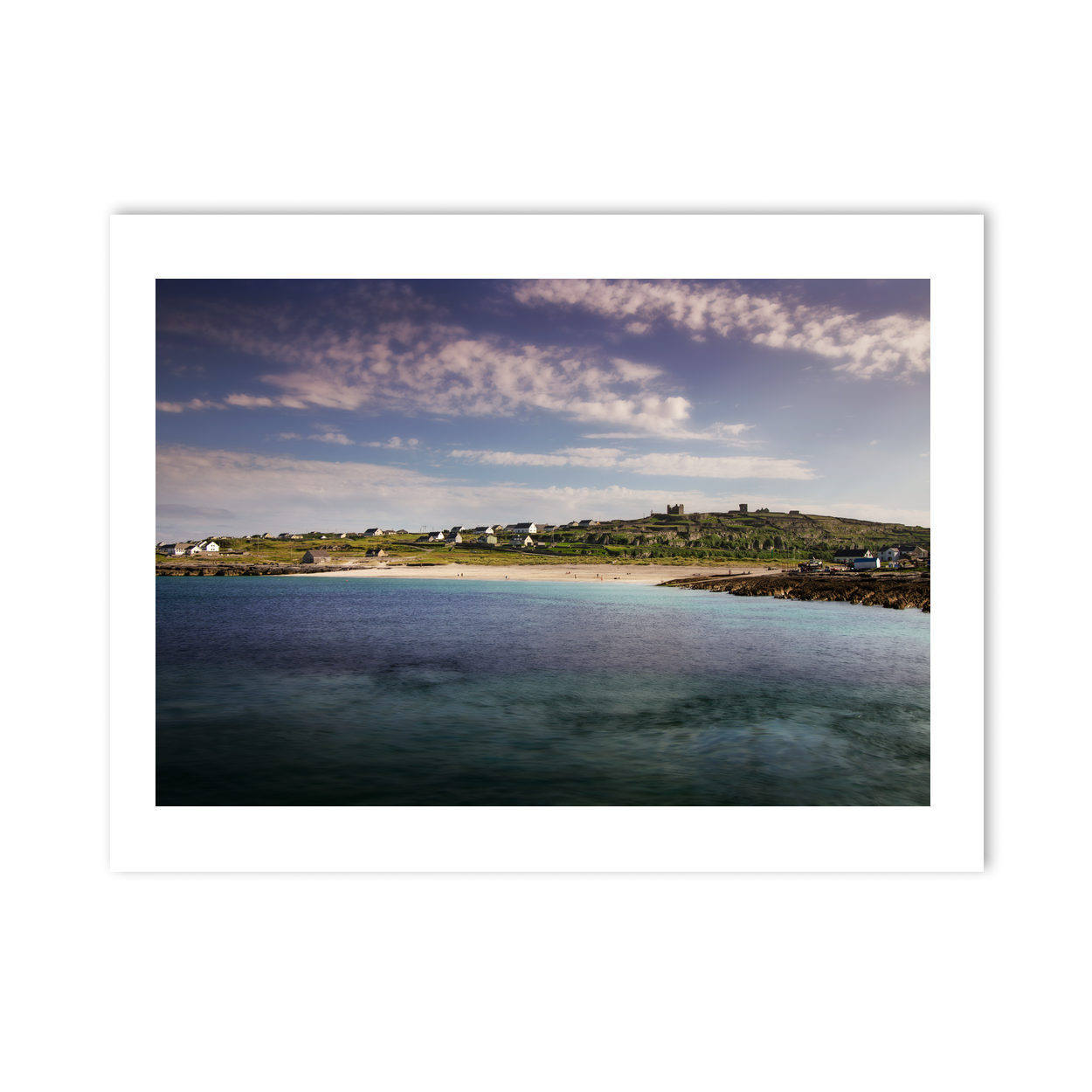 inis-oirr-beach-village-summer-view PM