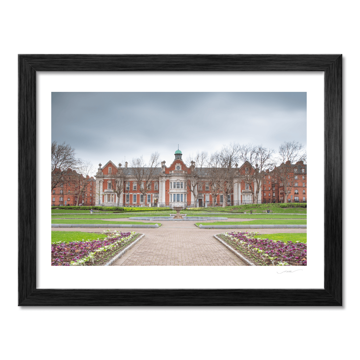 iveagh-gardens-red-brick-building-winter PM