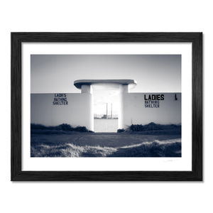 ladies-bathing-shelter-poolbeg-chimneys-view-2 BF