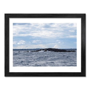 lambay-island-rocky-outcrop-choppy-seas BF
