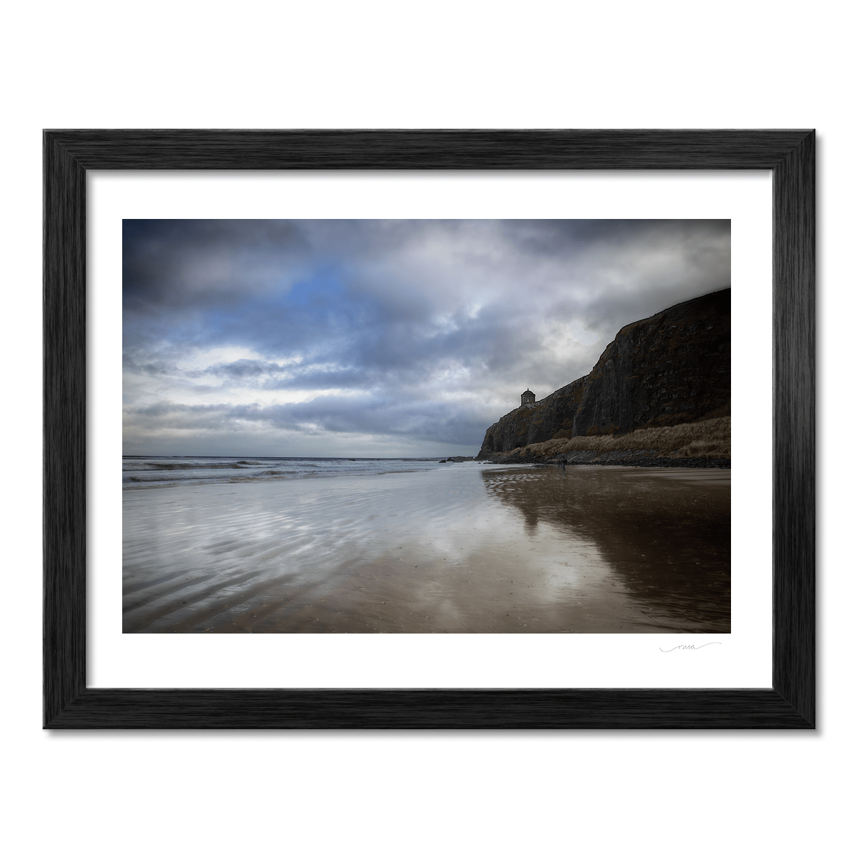 mussenden-temple-downhill-beach-moody-sky-2 PM