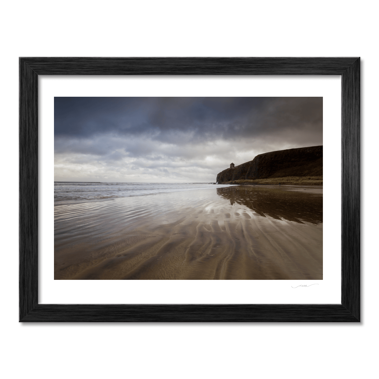 mussenden-temple-dramatic-sky-downhill-beach PM