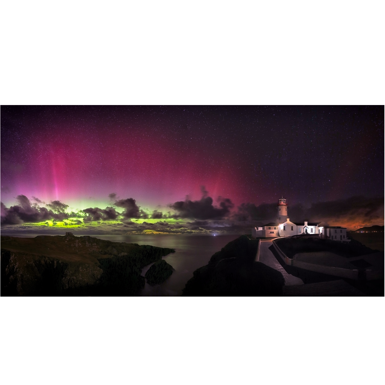 northern-lights-fanad-lighthouse-donegal PM