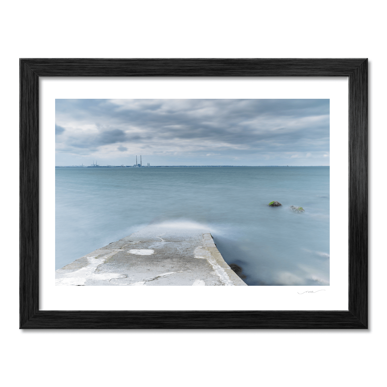poolbeg-chimneys-long-exposure-seascape PM