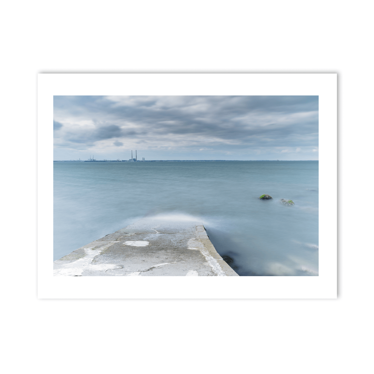 poolbeg-chimneys-long-exposure-seascape PM