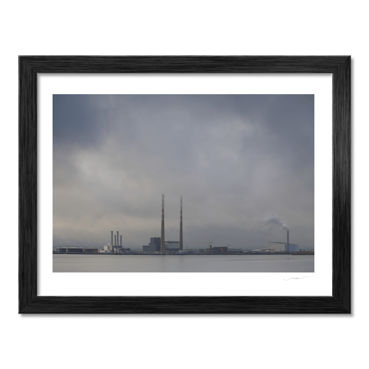 poolbeg-chimneys-overcast-dublin-bay PM