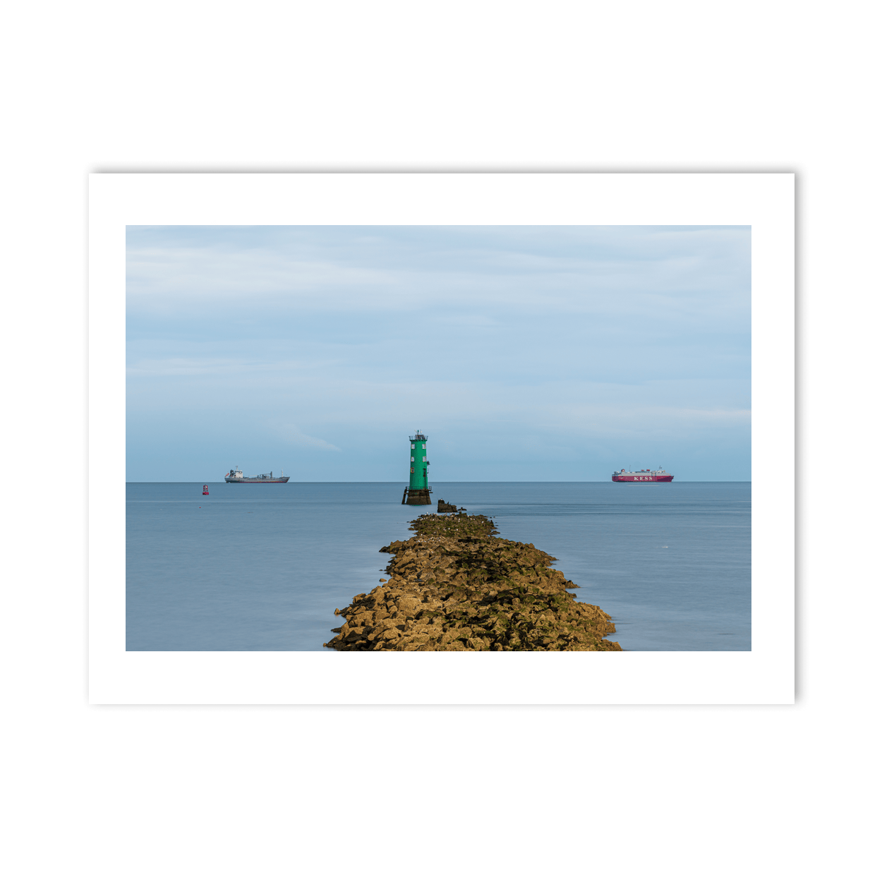 poolbeg-lighthouse-green-rocky-outcrop-cargo-ships PM
