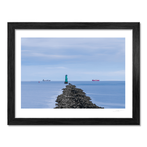 poolbeg-lighthouse-rocky-causeway-cargo-ships BF
