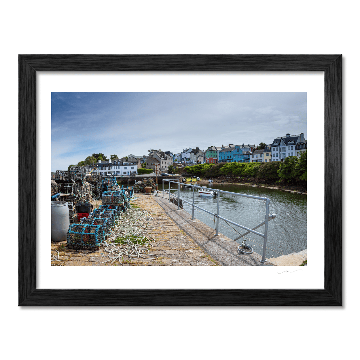 roundstone-harbour-lobster-pots-chimney-pots PM