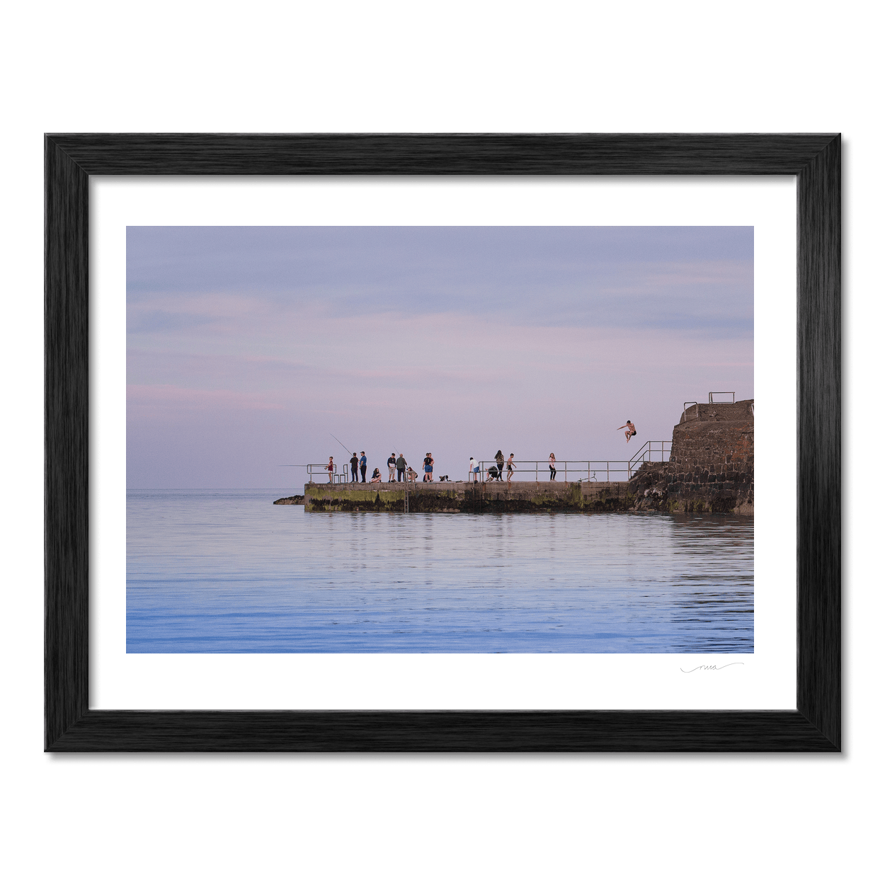 rush-harbour-pier-summer-evening-diving PM