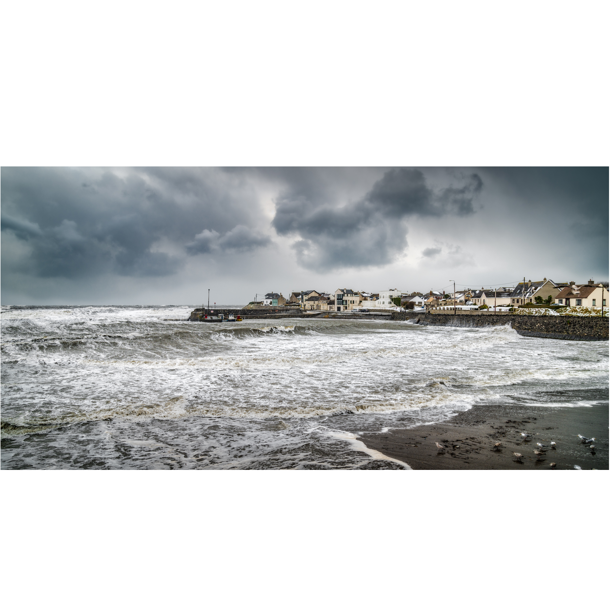 rush-harbour-storm-waves-crashing PM