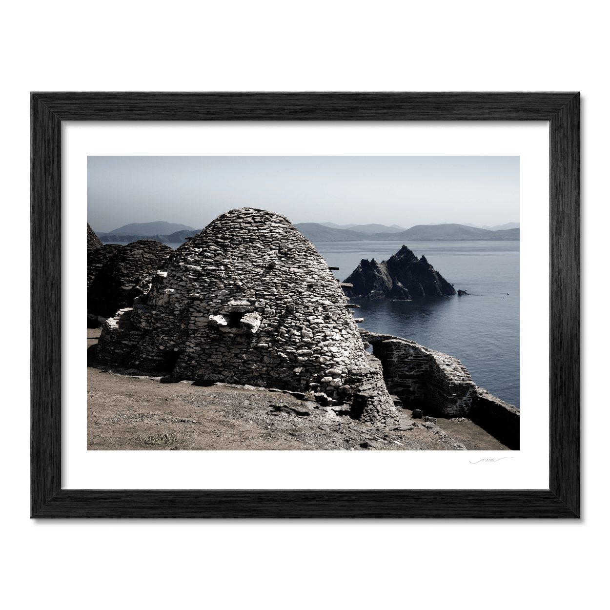 skellig-michael-beehive-huts-little-skellig-2 PM