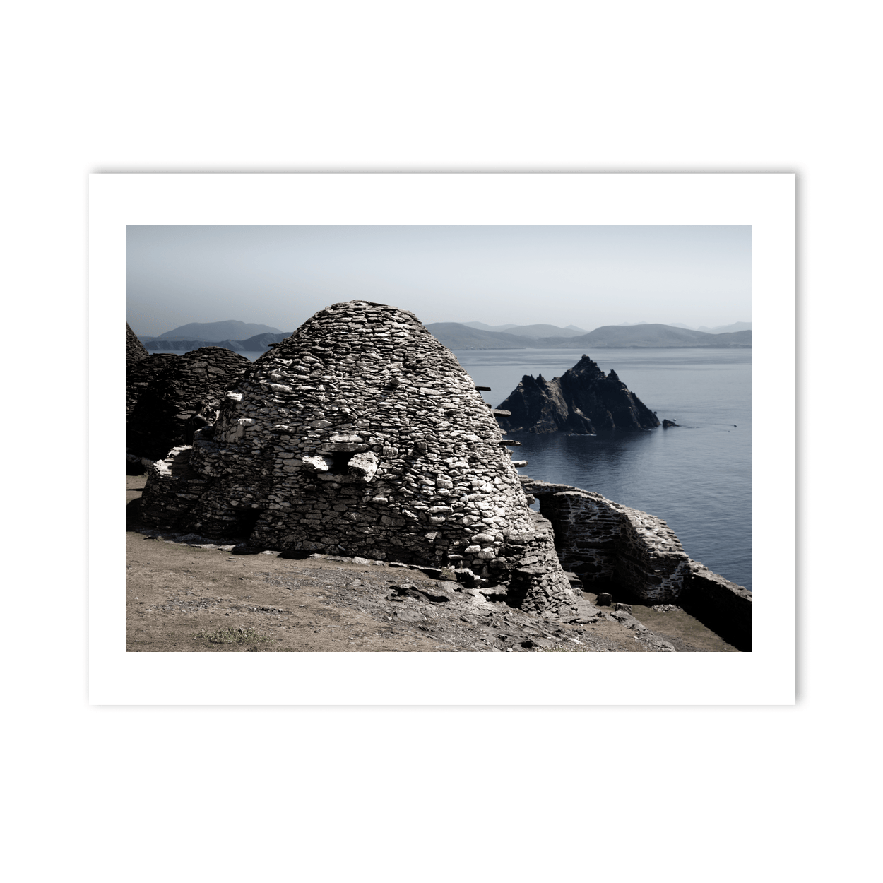 skellig-michael-beehive-huts-little-skellig-2 PM