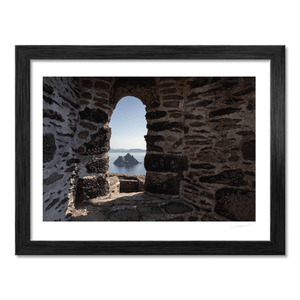 skellig-michael-view-through-monastic-window BF