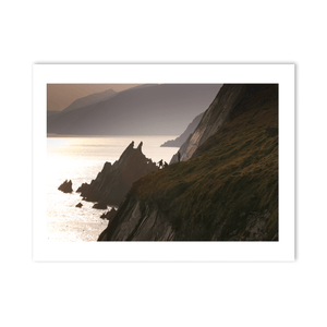 slea-head-cliffs-hikers-silhouette-sunset PM