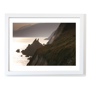 slea-head-cliffs-hikers-silhouette-sunset WF