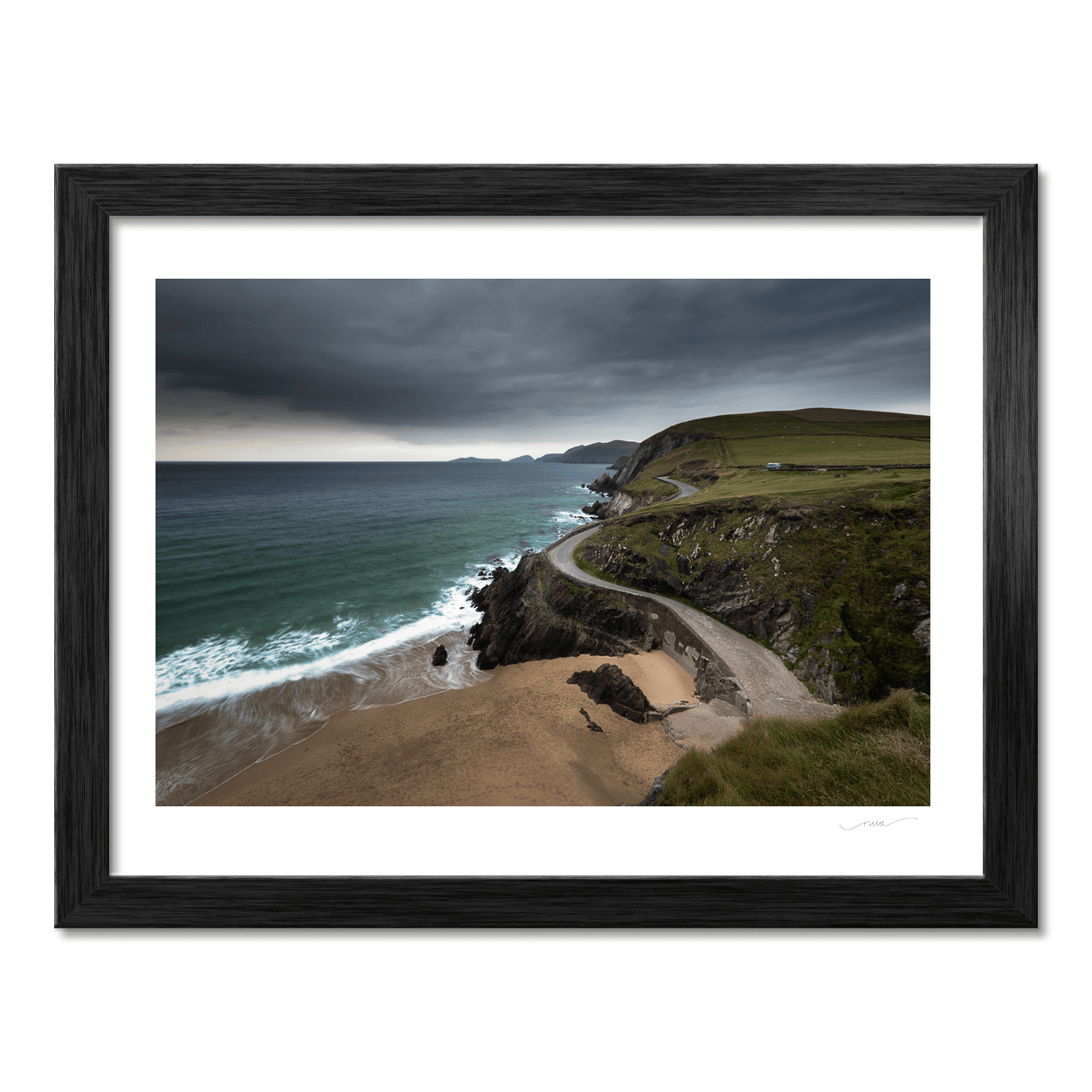 slea-head-drive-dramatic-stormy-coastline PM