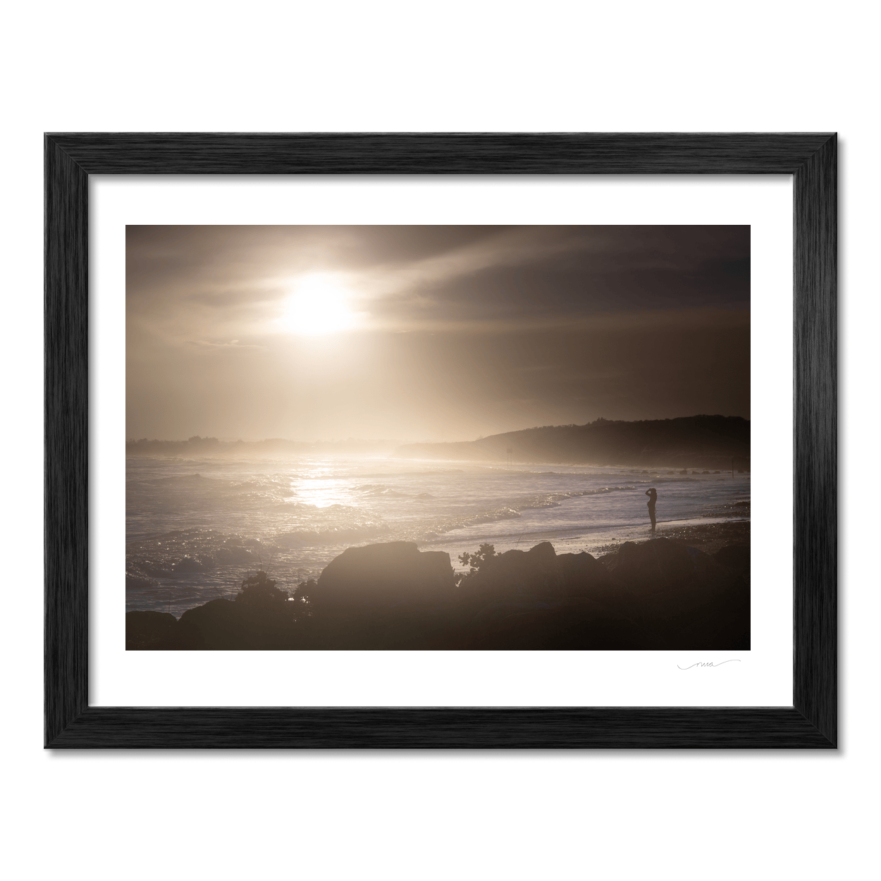 south-beach-golden-haze-silhouette-sunset PM